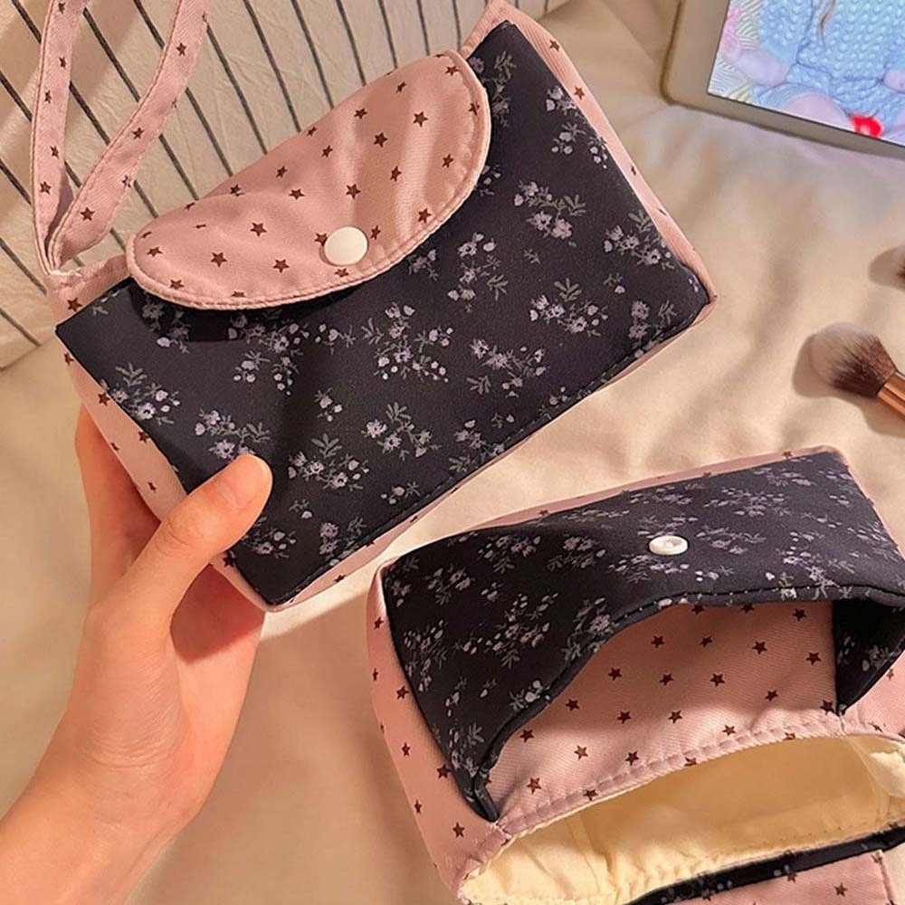 Lila bedruckte Make-up-Tasche  – Lifestyle In Korean Bewertung und Preis
